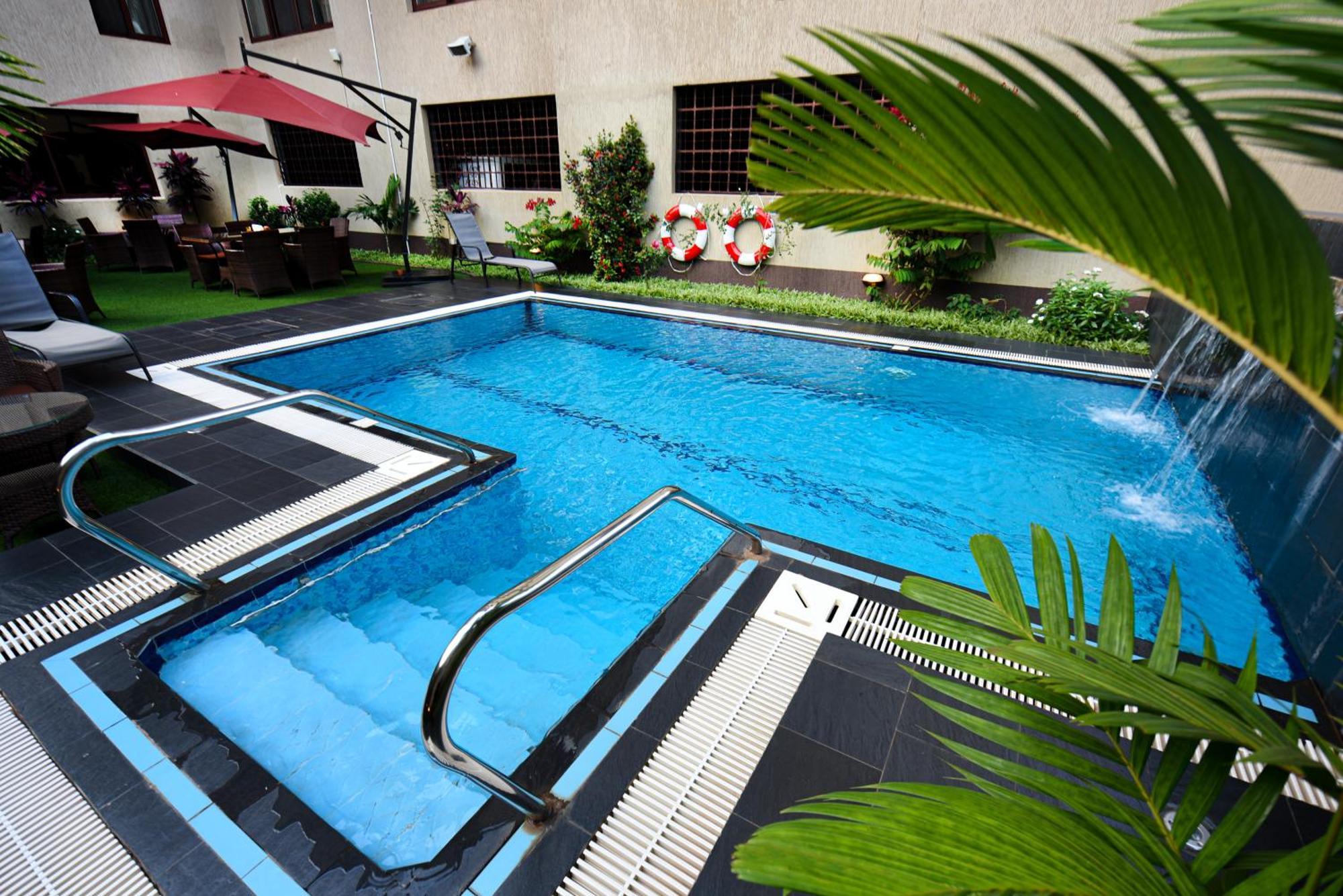 The Athena Hotel Kampala Eksteriør bilde